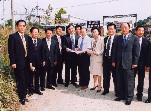 도시건설위원회 강일개발지구시찰(2005. 9. 29)                                                                                                          