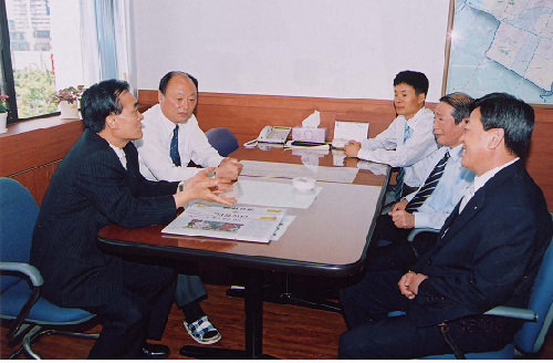 서울특별시 강동구 2005회계연도 결산검사위원 격려                                                                                                      