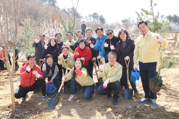 제74회 식목일 기념 `더불어 청정 숲` 조성행사