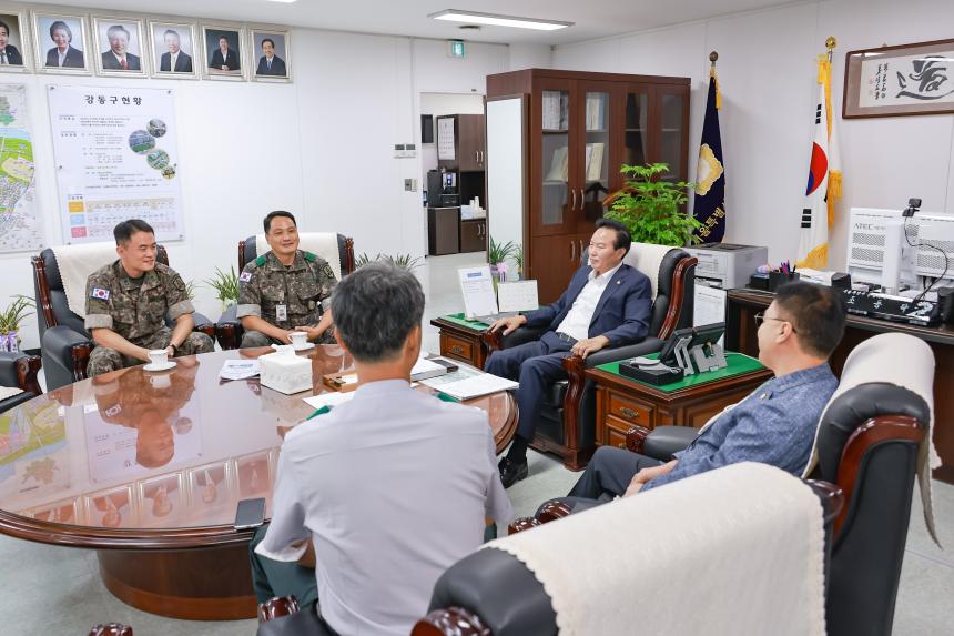 6019부대 1대대장님 의장실방문 - 7