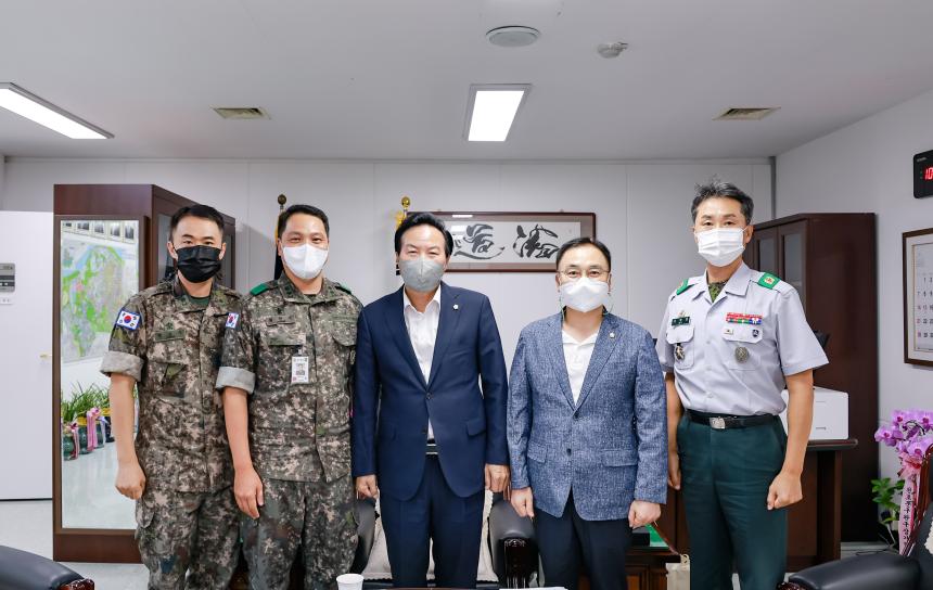 6019부대 1대대장님 의장실방문 - 9