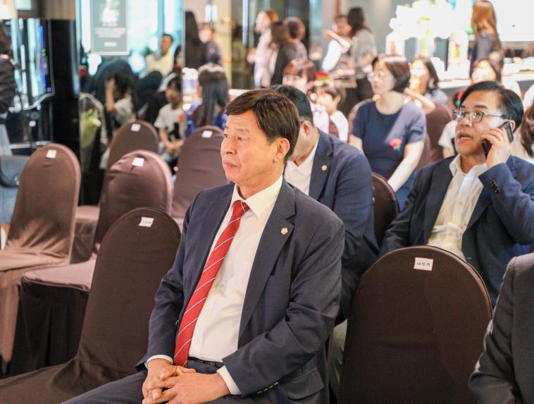 스승의 날 기념 ‘마음나눔 콘서트’ - 2