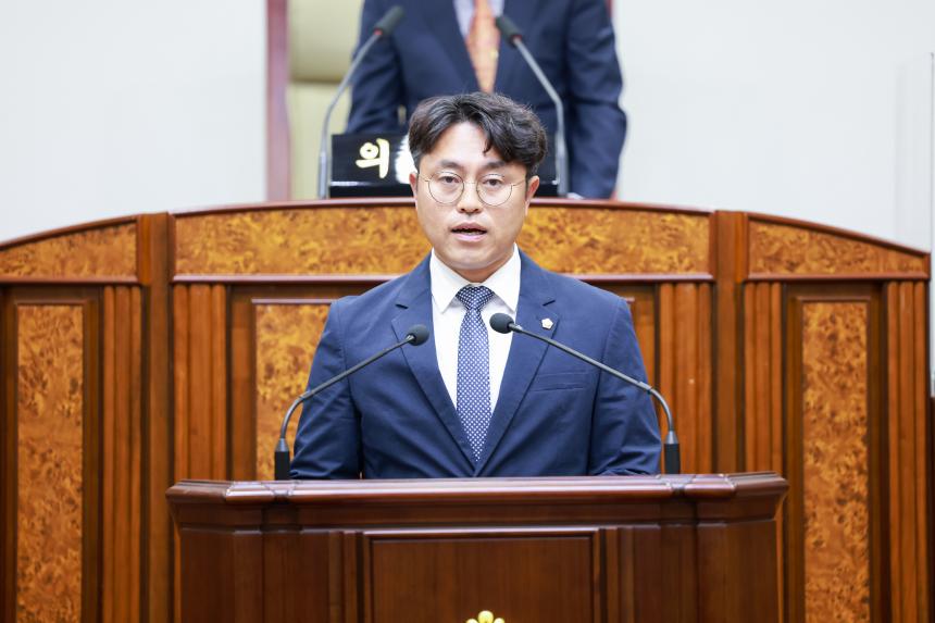 제309회 정례회 제1차 본회의 - 12