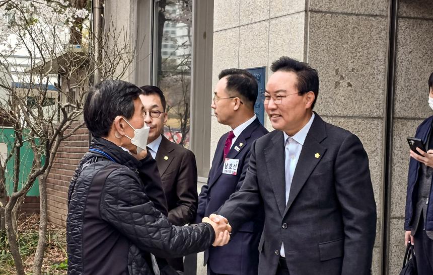 상이군경회 전적지순례 출발 - 2