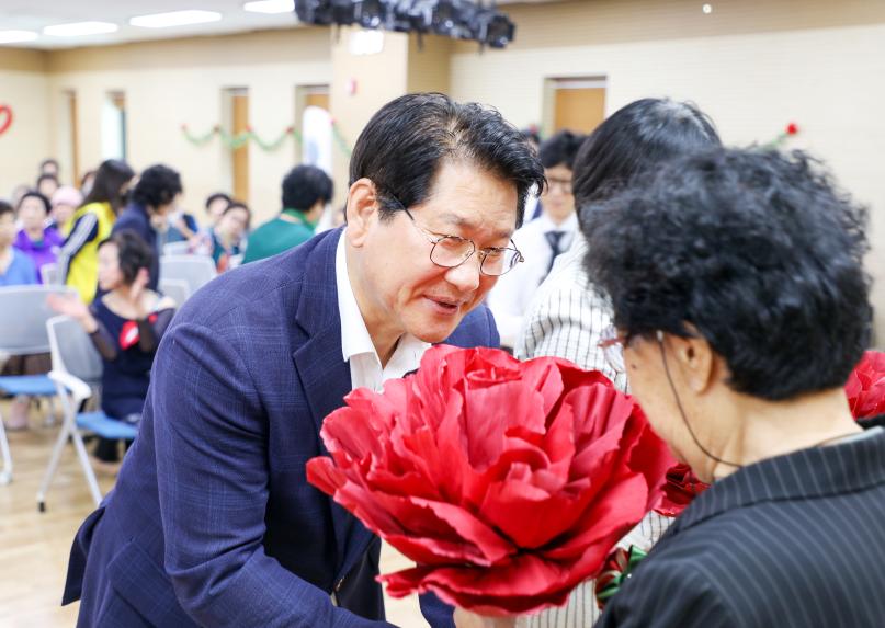 강동종합사회복지관 2025년 어버이날 기념행사 - 3