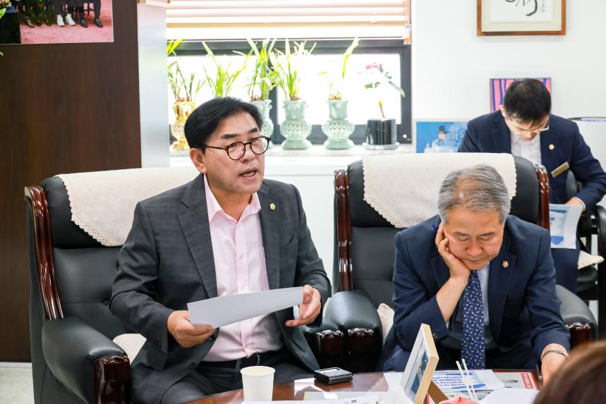 강동구 공무원노조 임원진 방문 - 4