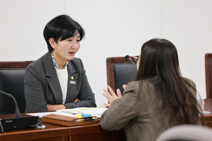 제320회 정례회 의회운영위원회(행감5일차) 