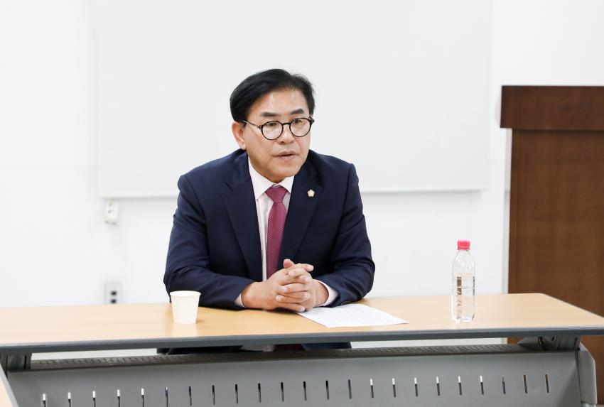 정책지원관 회의 - 4