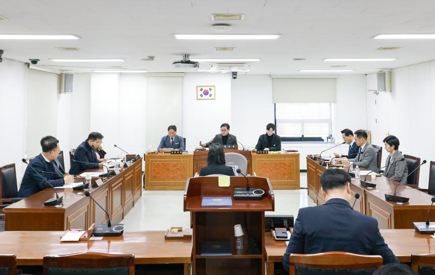 제320회 정례회 폐회중 제2차 의회운영위원회 