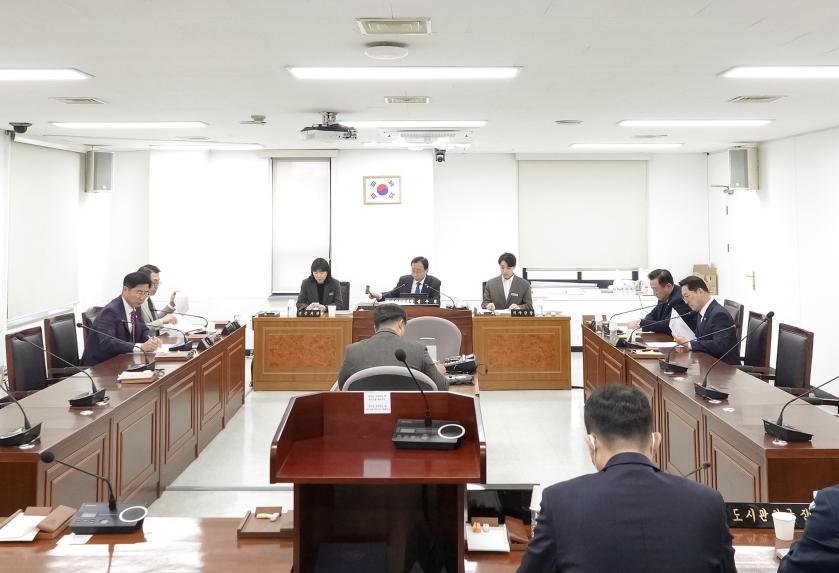 제321회 임시회 제2차 도시건설위원회