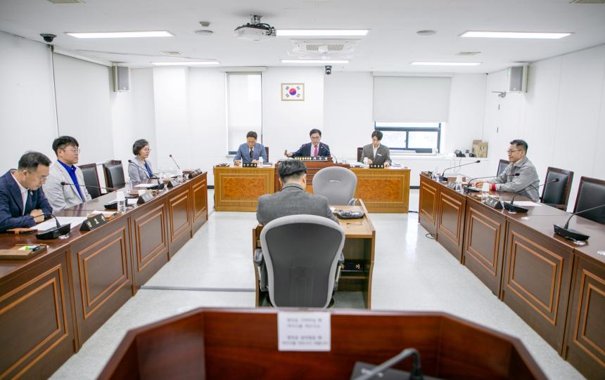 제322회 임시회 폐회중 제3차 의회운영위원회 
