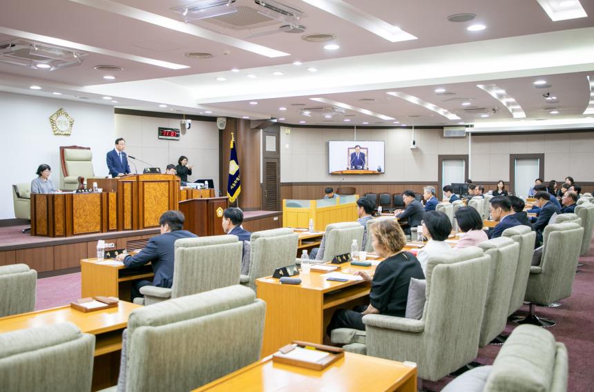 제324회 임시회 제4차 본회의
