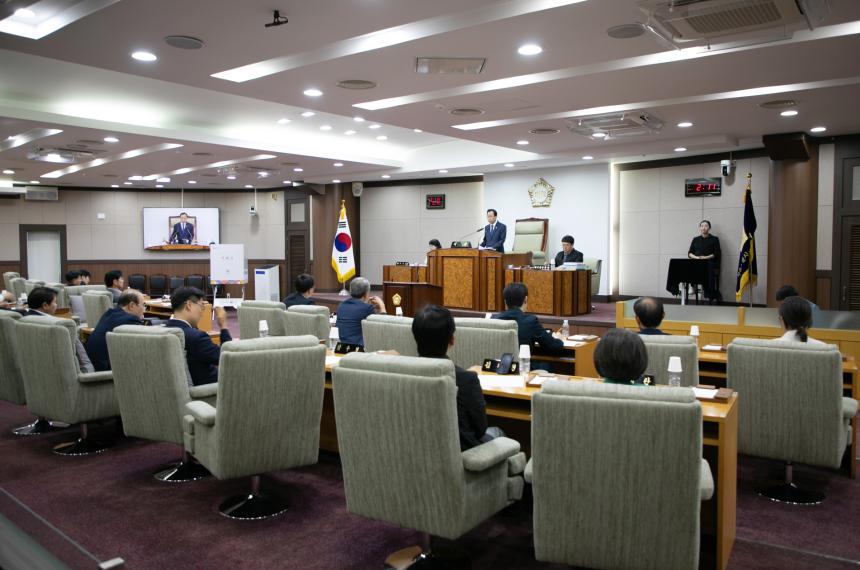 제324회 임시회 제5차 본회의