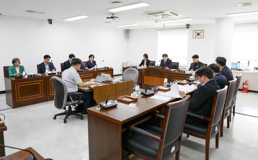 제325회 정례회 제2차 행정재경위원회