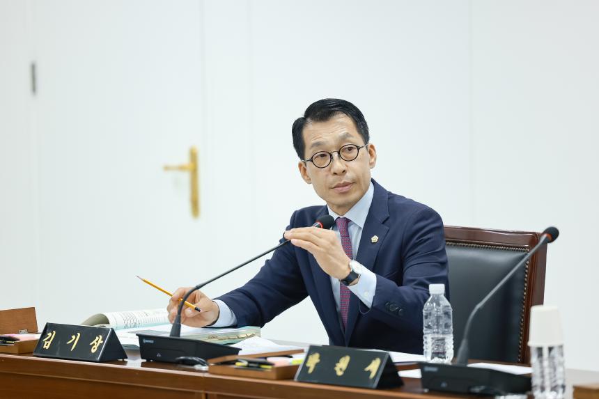제325회 정례회 제3차 도시건설위원회 